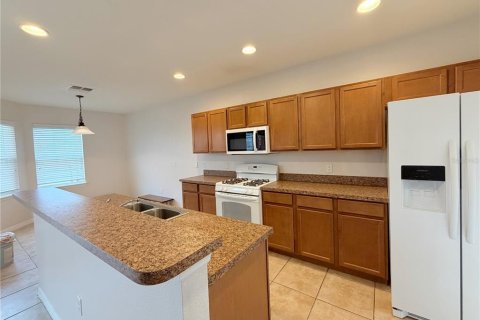 Villa ou maison à vendre à Davenport, Floride: 5 chambres, 277.22 m2 № 2388638 - photo 12