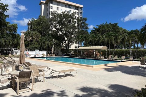 Copropriété à vendre à Pompano Beach, Floride: 2 chambres, 113.81 m2 № 1839214 - photo 26