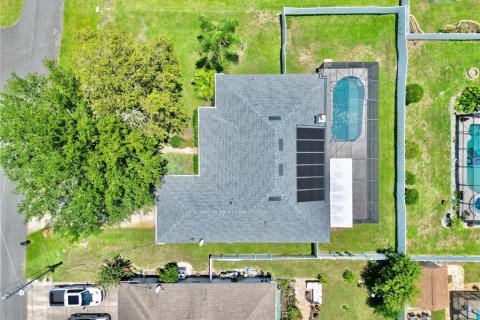 House in Palm Coast, Florida 3 bedrooms, 187.29 sq.m. № 2230498 - photo 4