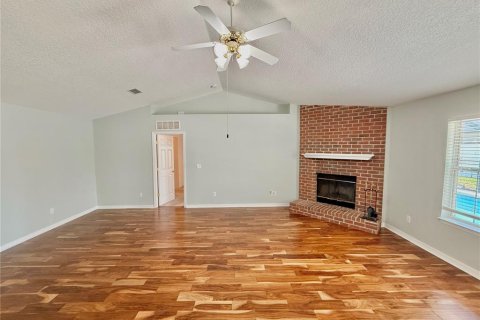 House in Palm Coast, Florida 3 bedrooms, 187.29 sq.m. № 2230498 - photo 15