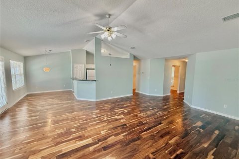 House in Palm Coast, Florida 3 bedrooms, 187.29 sq.m. № 2230498 - photo 18