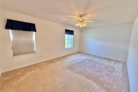 House in Palm Coast, Florida 3 bedrooms, 187.29 sq.m. № 2230498 - photo 27
