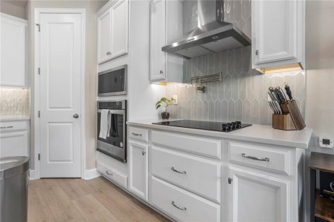 Купить виллу или дом в Клермон, Флорида 8 комнат, 230.12м2, № 1579223 - фото 16
