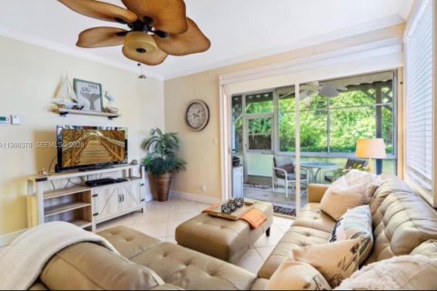 Copropriété à vendre à Jupiter, Floride: 2 chambres, 85.93 m2 № 2027986 - photo 2