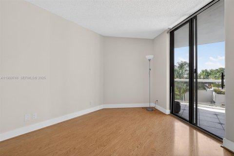 Condominio en alquiler en Aventura, Florida, 2 dormitorios, 110.27 m2 № 2030671 - foto 13