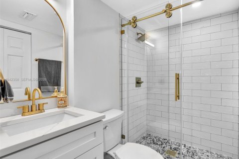 Touwnhouse à vendre à Plantation, Floride: 2 chambres, 116.96 m2 № 1999154 - photo 21