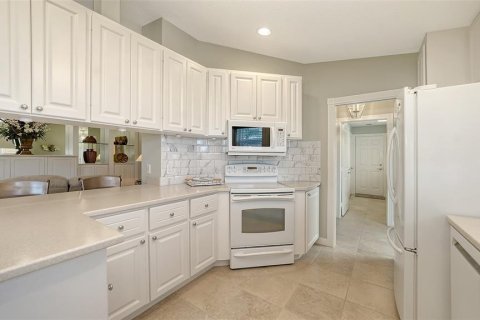 House in Venice, Florida 2 bedrooms, 140.56 sq.m. № 1839870 - photo 14