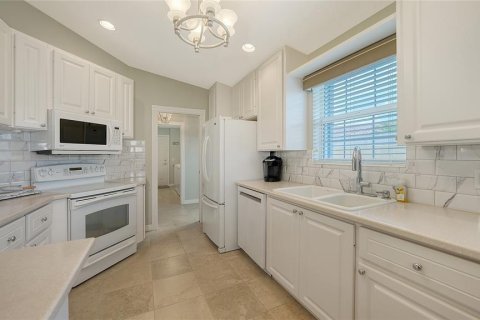 House in Venice, Florida 2 bedrooms, 140.56 sq.m. № 1839870 - photo 15