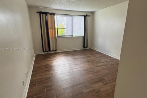 Снять в аренду кондоминиум в Халландейл-Бич, Флорида 1 спальня, 81.38м2, № 1992402 - фото 30