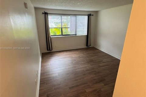 Снять в аренду кондоминиум в Халландейл-Бич, Флорида 1 спальня, 81.38м2, № 1992402 - фото 21