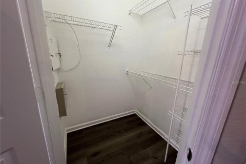 Condominio en alquiler en Orlando, Florida, 2 dormitorios, 103.31 m2 № 1914421 - foto 16
