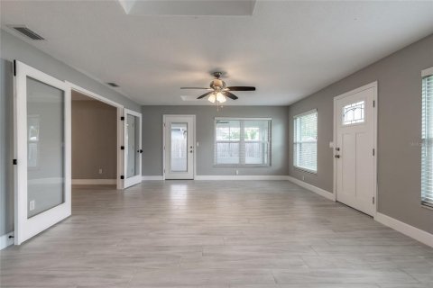 Villa ou maison à vendre à New Smyrna Beach, Floride: 3 chambres, 210.14 m2 № 2235619 - photo 24