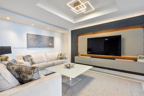 Copropriété à vendre à North Miami Beach, Floride: 2 chambres, 196.4 m2 № 1865762 - photo 5