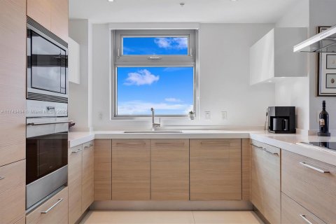 Copropriété à vendre à North Miami Beach, Floride: 2 chambres, 196.4 m2 № 1865762 - photo 21