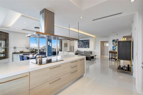 Copropriété à vendre à North Miami Beach, Floride: 2 chambres, 196.4 m2 № 1865762 - photo 26