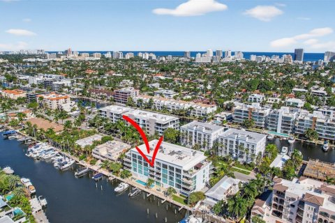 Condo in Fort Lauderdale, Florida, 3 bedrooms  № 1956996 - photo 3