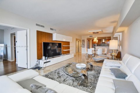 Condo in Fort Lauderdale, Florida, 3 bedrooms  № 1956996 - photo 20