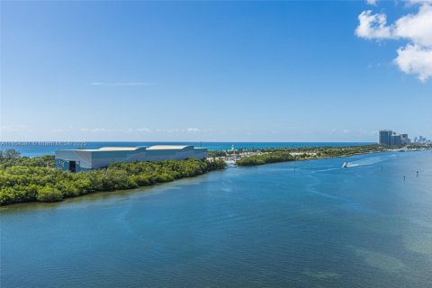 Copropriété à louer à Sunny Isles Beach, Floride: 2 chambres, 104.05 m2 № 1872083 - photo 6