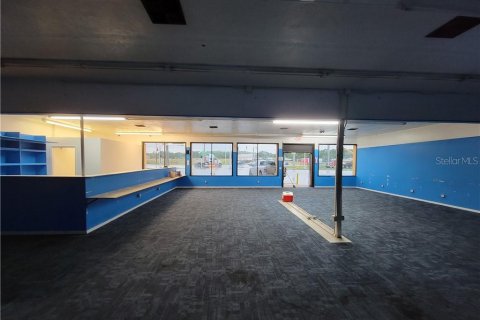Commercial property in Ocala, Florida 529.54 sq.m. № 229998 - photo 7