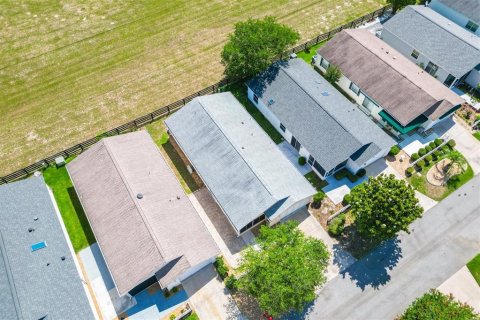 Villa ou maison à vendre à The Villages, Floride: 2 chambres, 106.19 m2 № 1744848 - photo 28