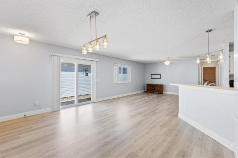 Villa ou maison à vendre à The Villages, Floride: 2 chambres, 106.19 m2 № 1744848 - photo 7