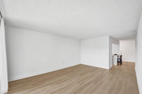 Condo in Plantation, Florida, 1 bedroom  № 2261736 - photo 24