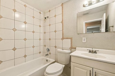 Villa ou maison à louer à Mount Dora, Floride: 3 chambres, 125.6 m2 № 2434558 - photo 15