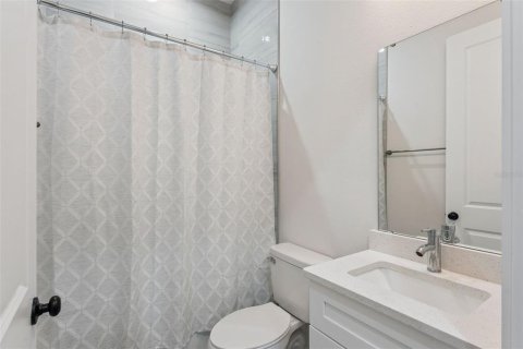 Casa en venta en Orlando, Florida, 4 dormitorios, 242.66 m2 № 2385572 - foto 25