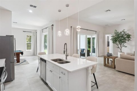 Casa en venta en Orlando, Florida, 4 dormitorios, 242.66 m2 № 2385572 - foto 14