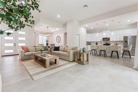 Casa en venta en Orlando, Florida, 4 dormitorios, 242.66 m2 № 2385572 - foto 2