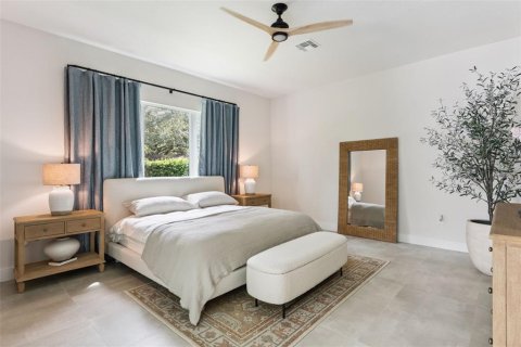 Casa en venta en Orlando, Florida, 4 dormitorios, 242.66 m2 № 2385572 - foto 5