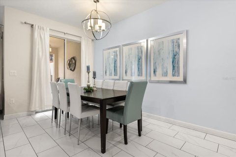 Adosado en venta en Davenport, Florida, 4 dormitorios, 176.7 m2 № 2092658 - foto 6