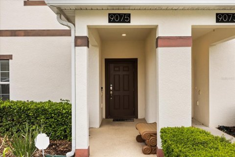 Adosado en venta en Davenport, Florida, 4 dormitorios, 176.7 m2 № 2092658 - foto 2
