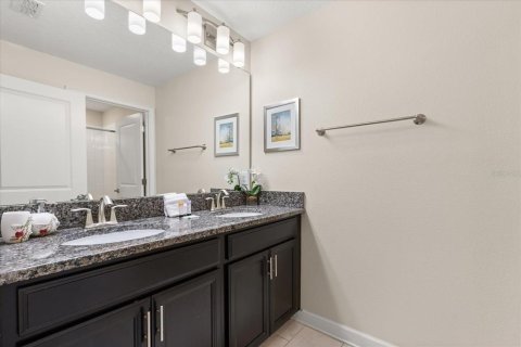 Adosado en venta en Davenport, Florida, 4 dormitorios, 176.7 m2 № 2092658 - foto 20