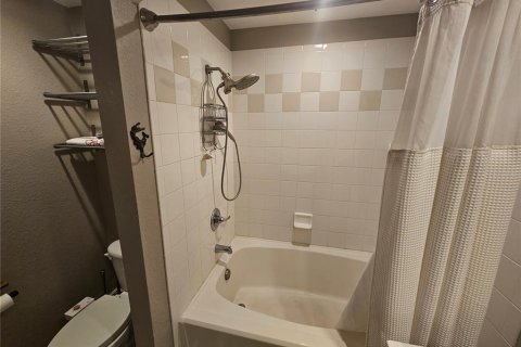Copropriété à vendre à Saint Petersburg, Floride: 1 chambre, 69.03 m2 № 1394547 - photo 11
