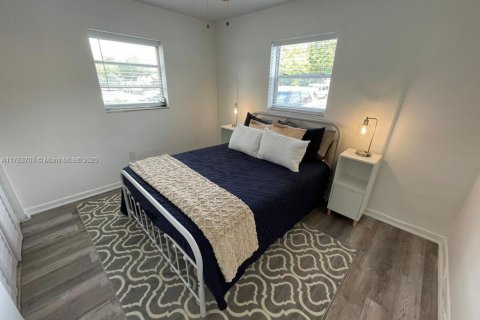 House in Miami, Florida 2 bedrooms, 76.18 sq.m. № 1936908 - photo 17