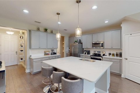 Touwnhouse à vendre à Tampa, Floride: 3 chambres, 159.42 m2 № 2227231 - photo 7