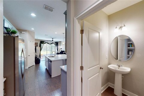 Touwnhouse à vendre à Tampa, Floride: 3 chambres, 159.42 m2 № 2227231 - photo 11
