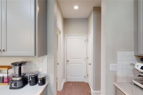Touwnhouse à vendre à Tampa, Floride: 3 chambres, 159.42 m2 № 2227231 - photo 10
