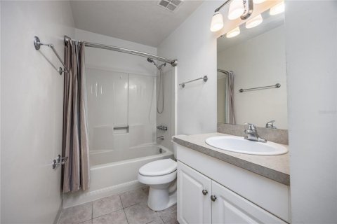 Condominio en venta en Gainesville, Florida, 2 dormitorios, 91.6 m2 № 1805241 - foto 9