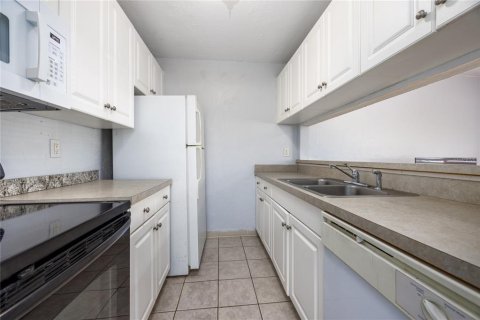 Condominio en venta en Gainesville, Florida, 2 dormitorios, 91.6 m2 № 1805241 - foto 7