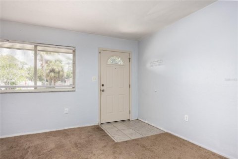 Condominio en venta en Gainesville, Florida, 2 dormitorios, 91.6 m2 № 1805241 - foto 4