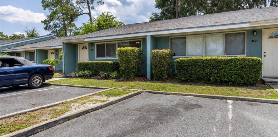 Condominio en Gainesville, Florida, 2 dormitorios № 1805241