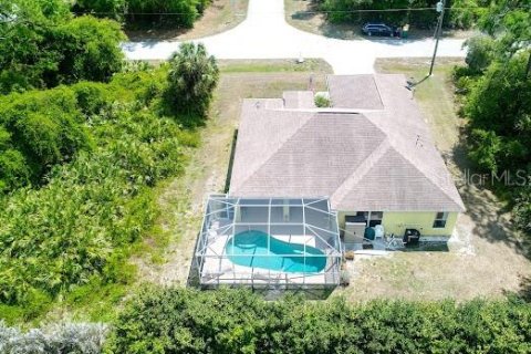Casa en venta en Port Charlotte, Florida, 3 dormitorios, 174.84 m2 № 1905633 - foto 3
