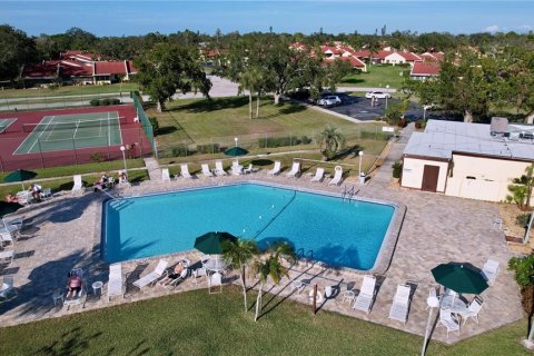 Condo in Bradenton, Florida, 2 bedrooms  № 1530351 - photo 4