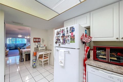 Condo in Bradenton, Florida, 2 bedrooms  № 1530351 - photo 21