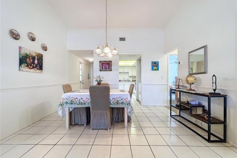 Condo in Bradenton, Florida, 2 bedrooms  № 1530351 - photo 25