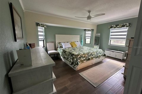 House in Port Charlotte, Florida 3 bedrooms, 135.64 sq.m. № 2433524 - photo 24