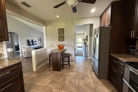 House in Port Charlotte, Florida 3 bedrooms, 135.64 sq.m. № 2433524 - photo 16