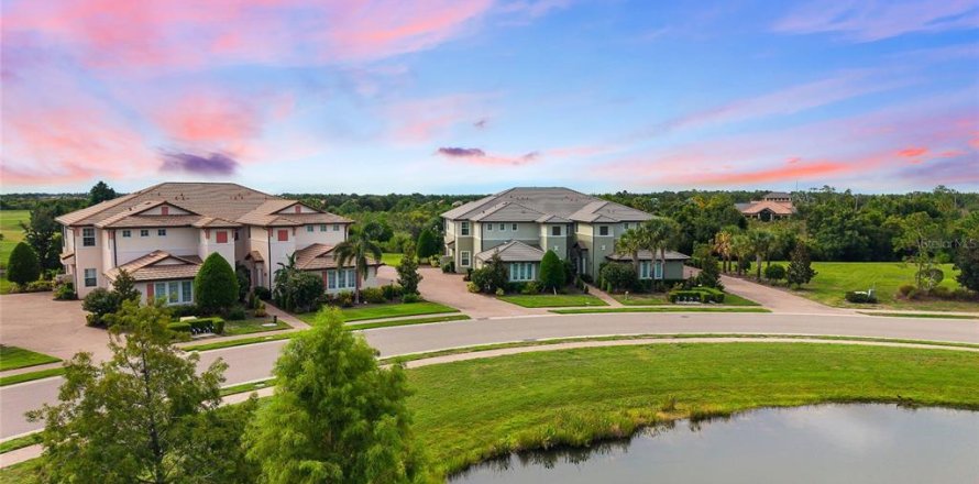 Touwnhouse à Lakewood Ranch, Floride 3 chambres, 162.39 m2 № 2167075